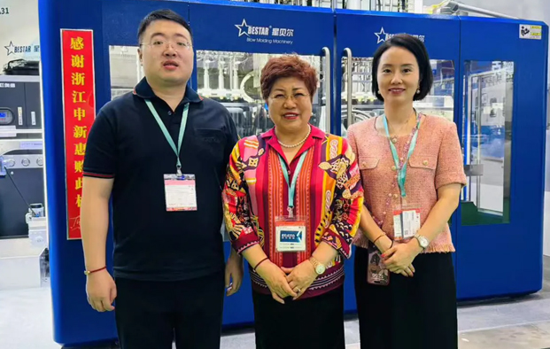 Сучжоу Xingbeier Hollow Forming Equipment Co., Ltd.